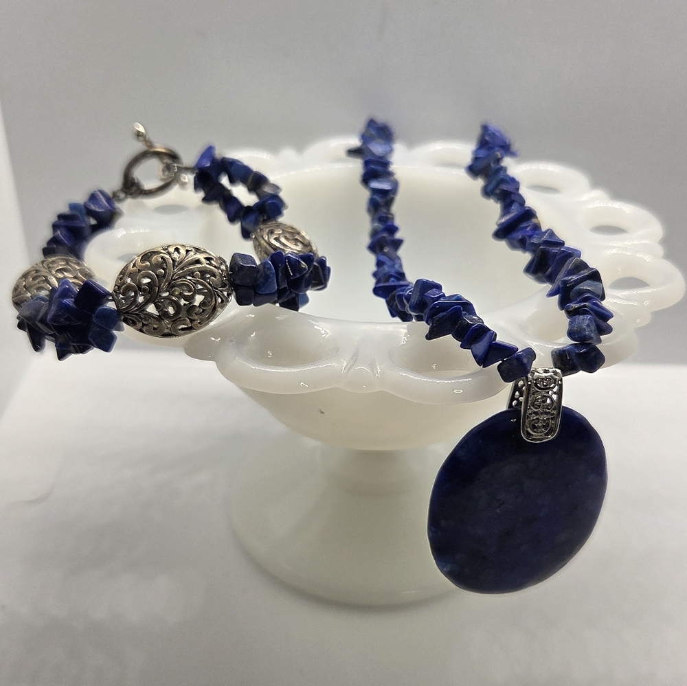 Sodalite Chip Necklace with Pendant and Coordinating Sodalite Bracelet - Picture 4 of 10